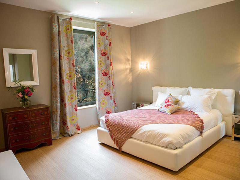 Bed and Breakfast Domaine du Prieuré d'Estagel Saint-Gilles  Exterior foto